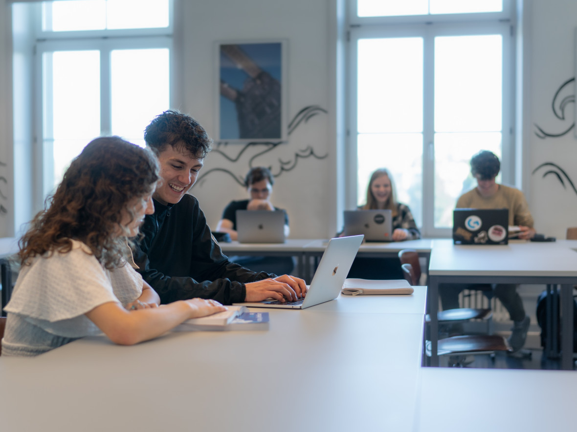NMS Bern - Schulen - BAM